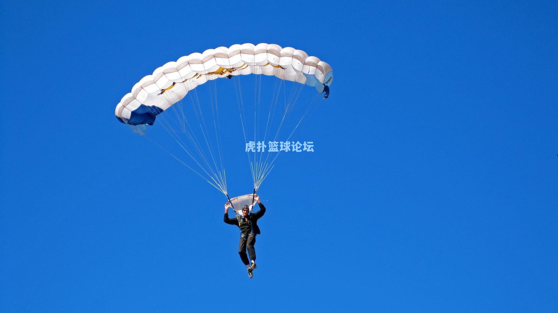 冷静大脑与卓越组织能力遭埋没，火箭队轮换阵容选择引质疑